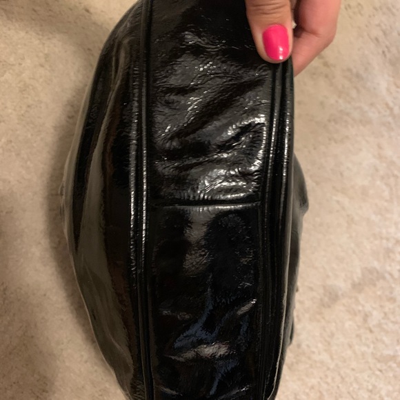 Dooney and Bourke black patent leather hobo - Picture 6 of 7